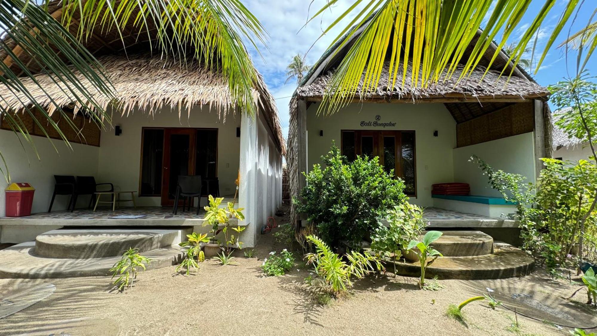Footprints Beach Resort Agpudlos Extérieur photo