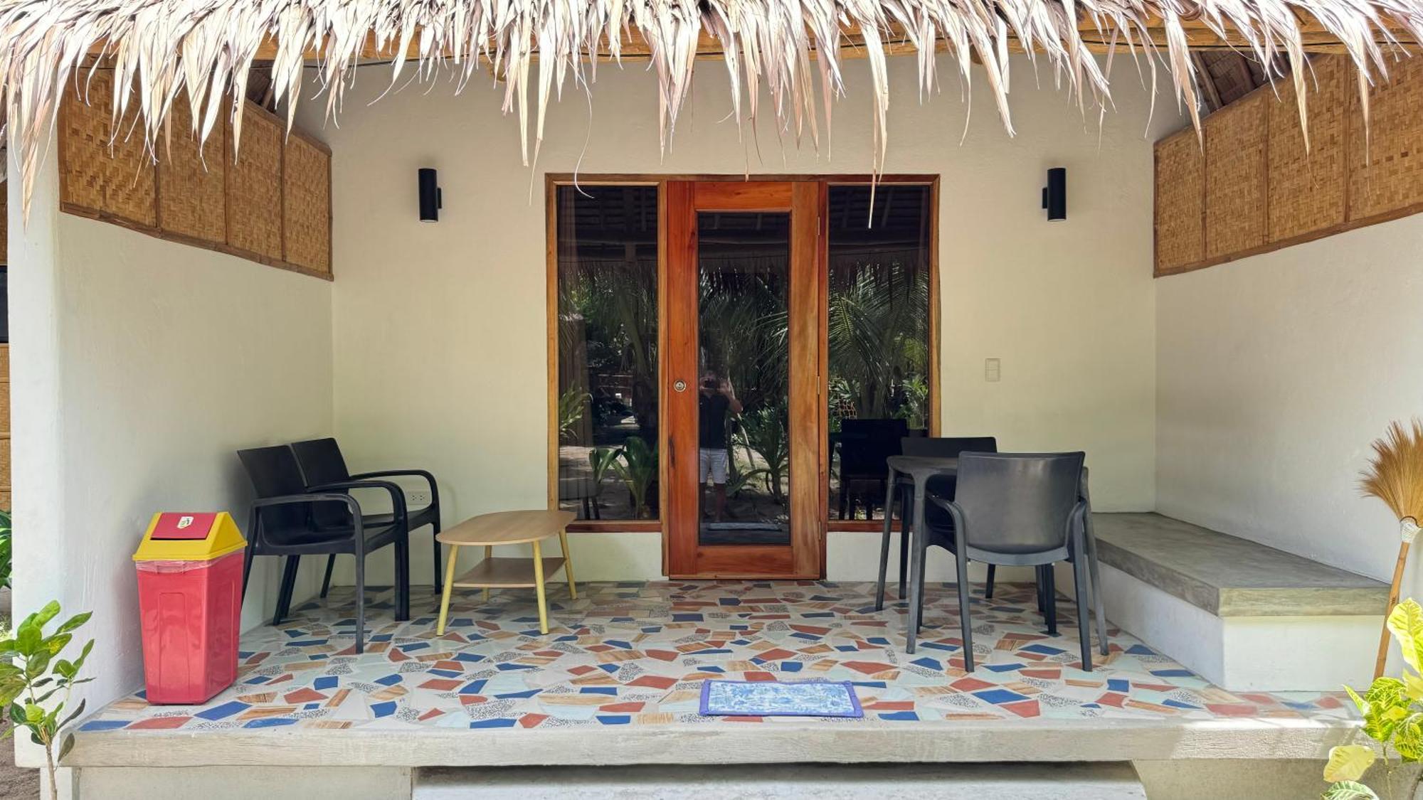 Footprints Beach Resort Agpudlos Extérieur photo