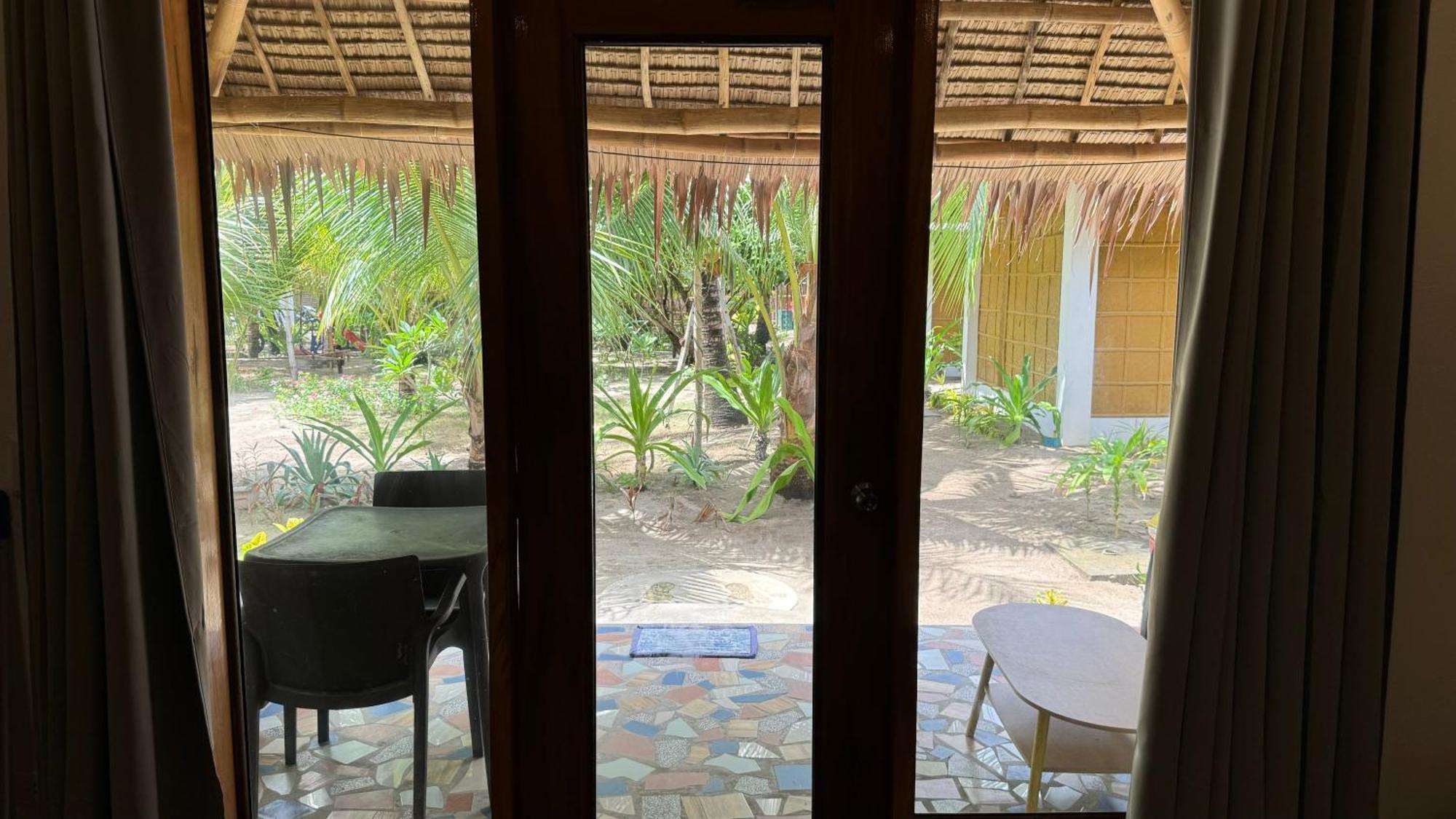 Footprints Beach Resort Agpudlos Extérieur photo